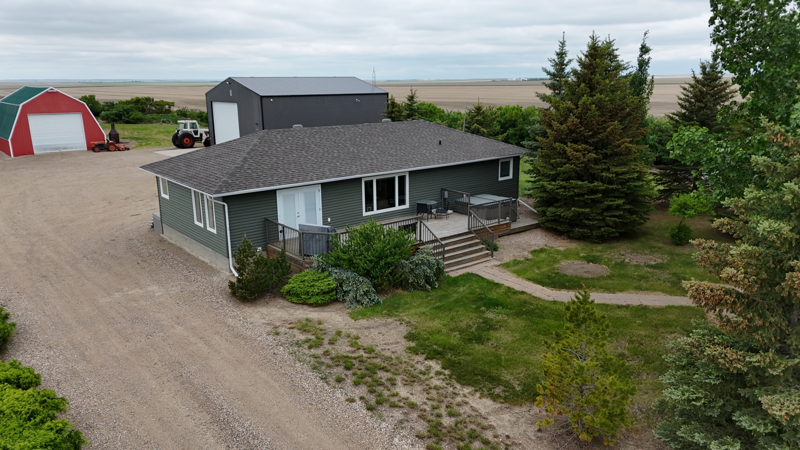 default Acreage in RM of Newcombe SE 31-26-22 W3rd – L2022618