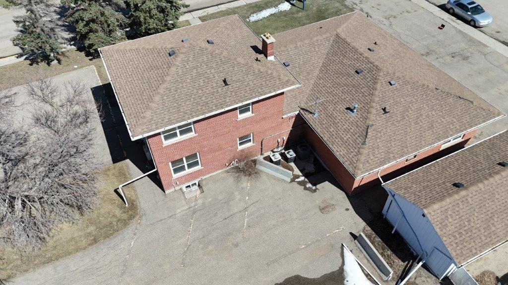 #300/302 8th Avenue West, Kindersley -L202625