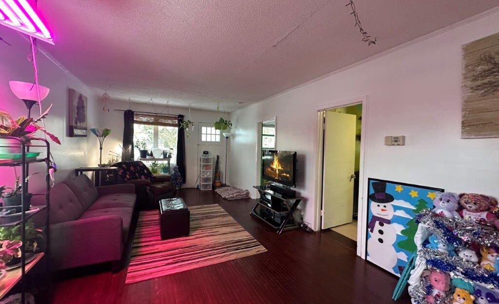 #113 4th Ave East – L202601