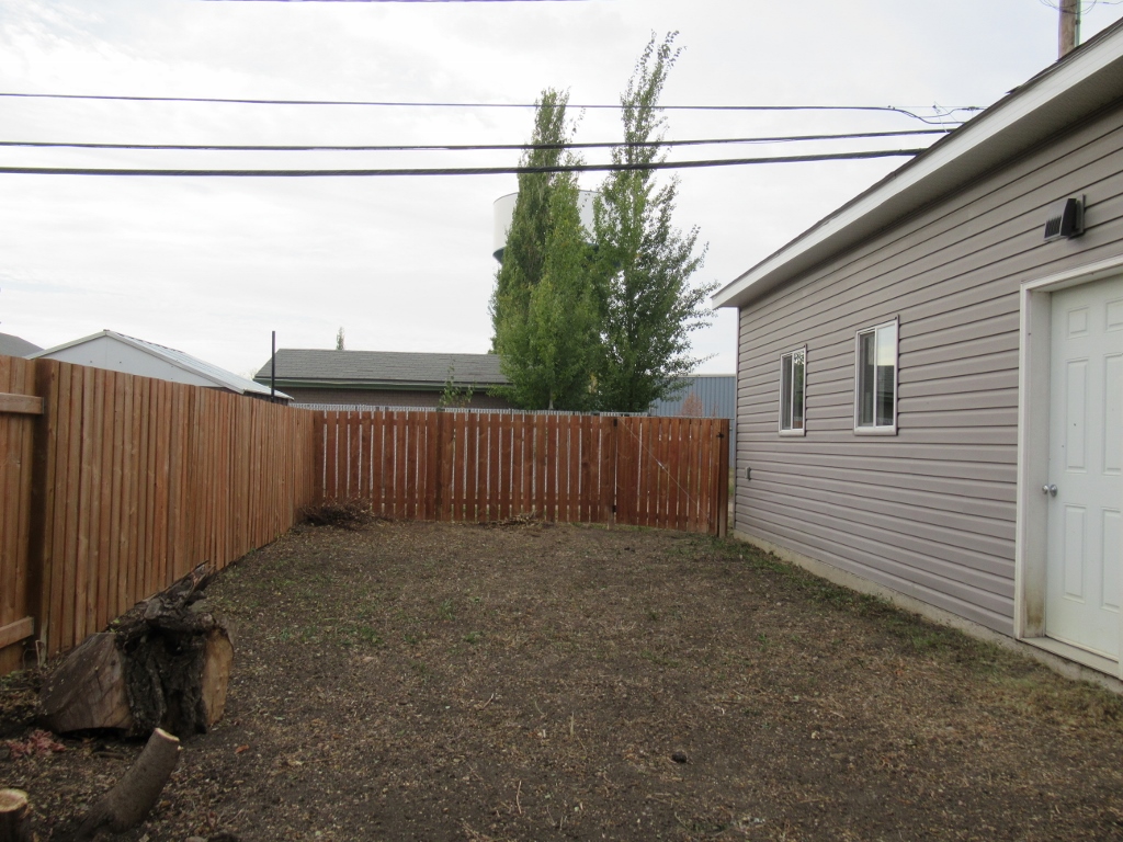 #110 7th Ave West – L202636
