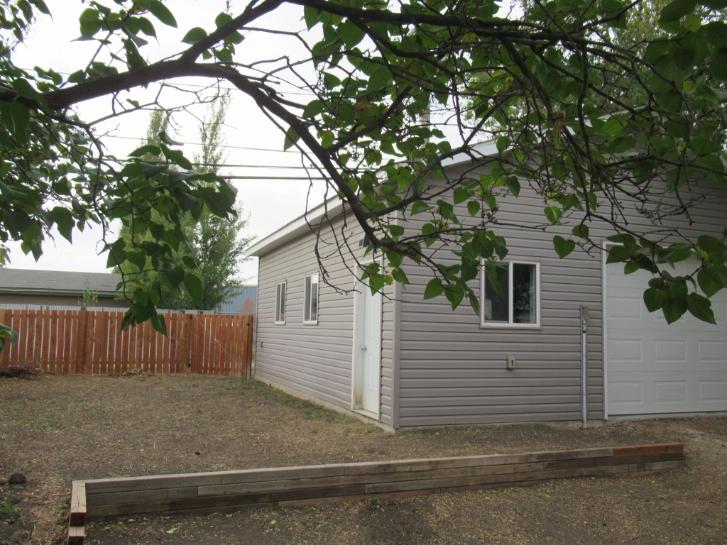 #110 7th Ave West – L202636