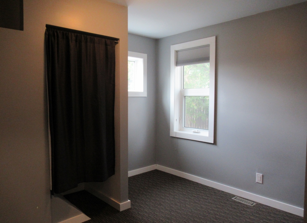#110 7th Ave West – L202636