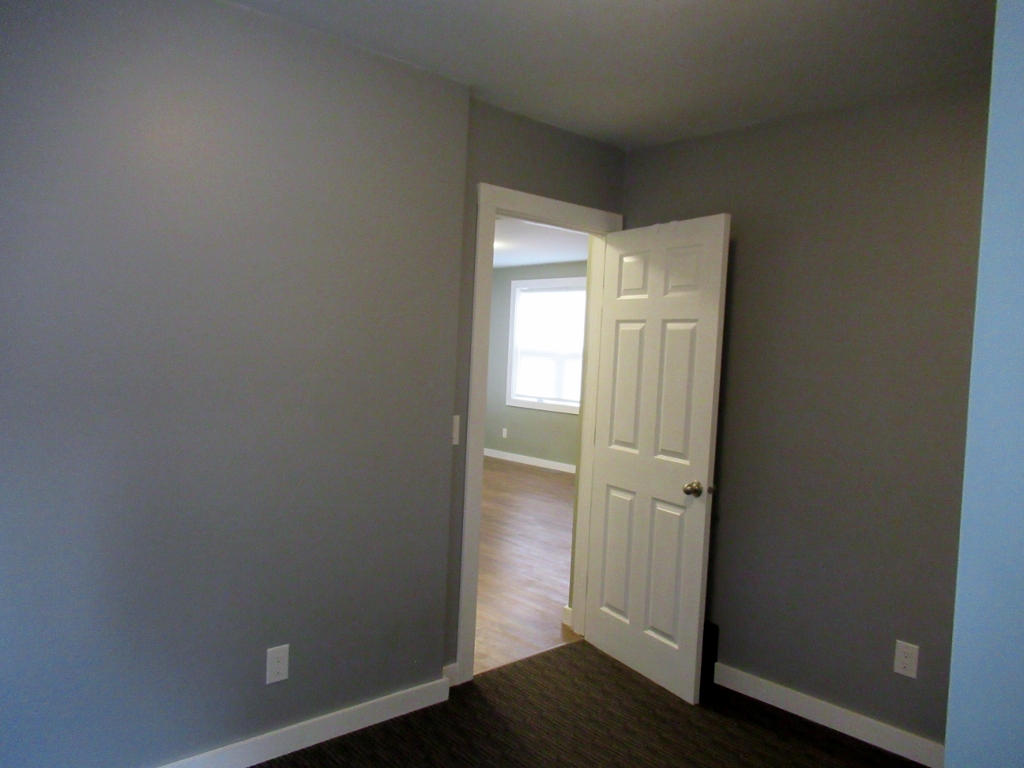 #110 7th Ave West – L202636