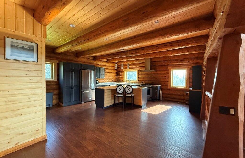 Acreage in R.M of Kindersley SW 04-28-24 W3rd – L202532