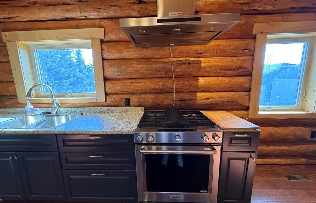 Acreage in R.M of Kindersley SW 04-28-24 W3rd – L202532
