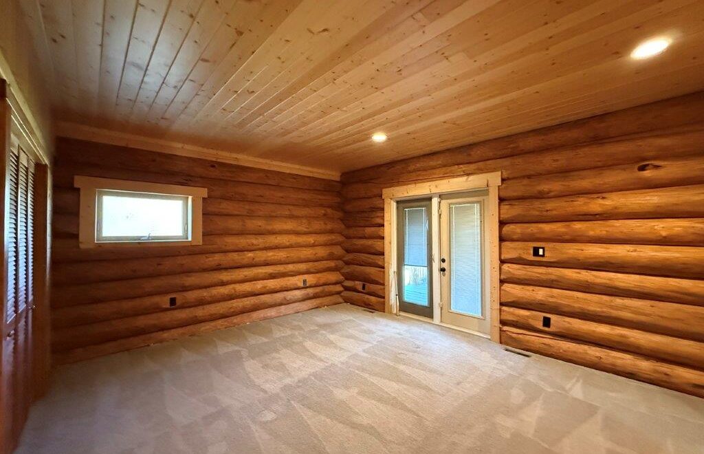 Acreage in R.M of Kindersley SW 04-28-24 W3rd – L202532