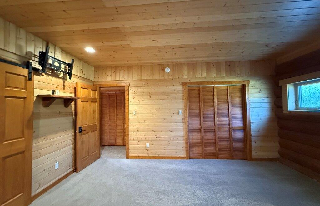 Acreage in R.M of Kindersley SW 04-28-24 W3rd – L202532