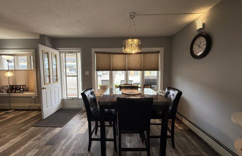 #2, 122 1st Ave East – L202534