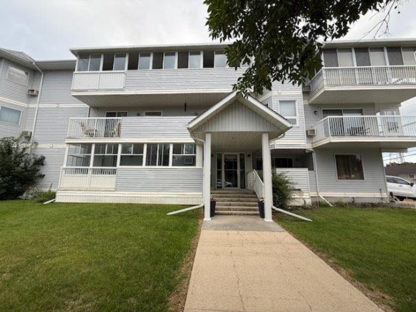 #3, 119 4th Ave West, Kindersley – L202556