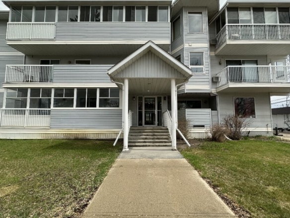 #4 119 4th Ave West – L202468