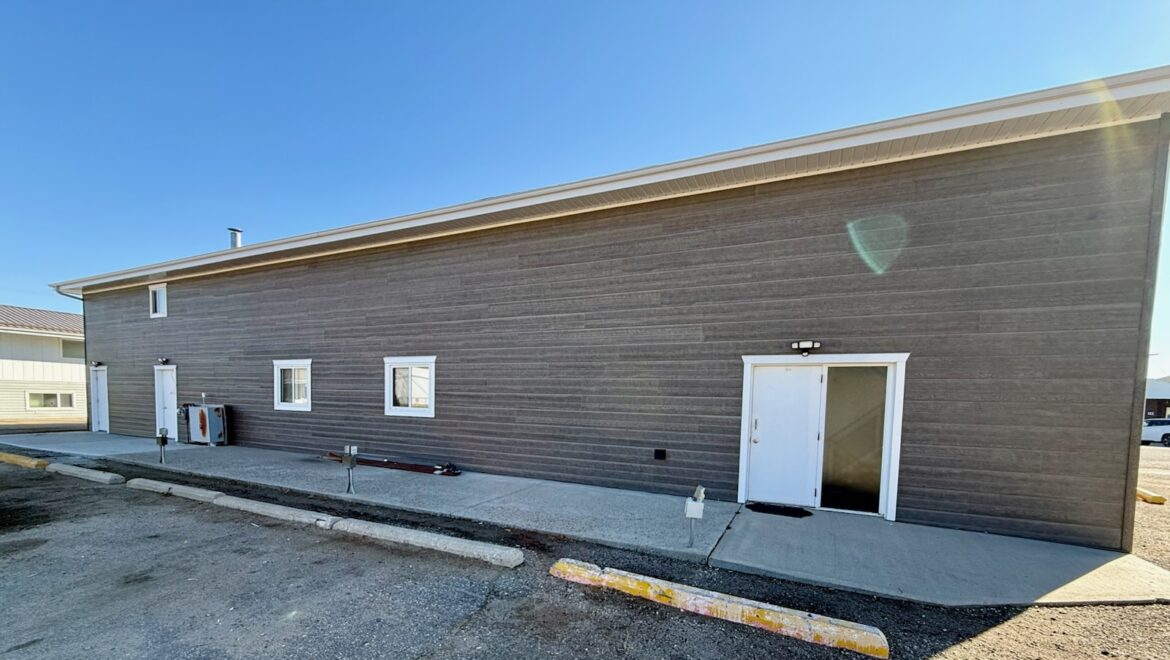 #2, 122 1st Ave East – L202534