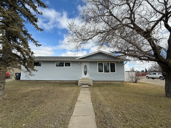 #30 West Road, Kindersley – L202602