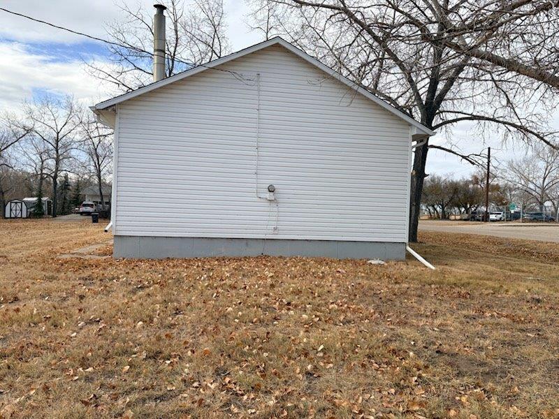 #1 1st Ave West, Marengo