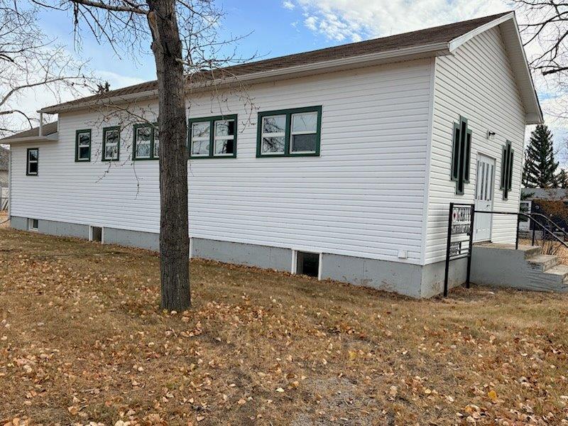 #1 1st Ave West, Marengo