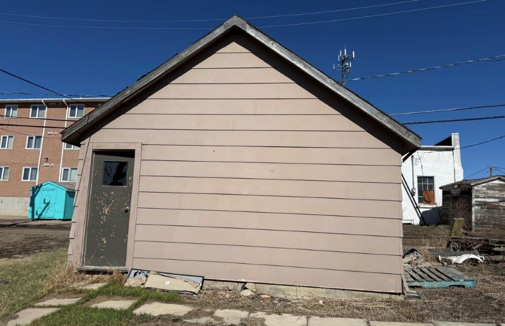 #112 1st Ave West, Kindersley – L202620