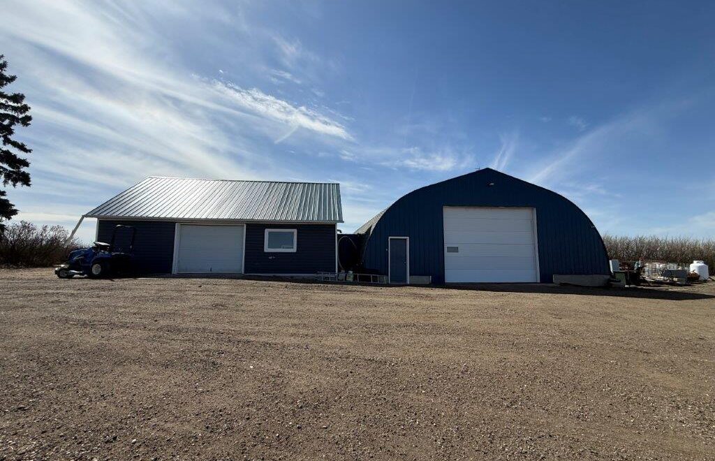 Acreage for Sale in R.M of Kindersley SW 26-28-23 W3rd