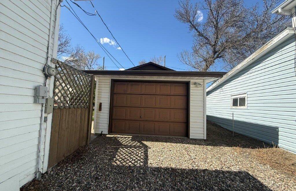 202 3rd Avenue East – L202628