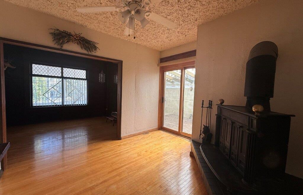 202 3rd Avenue East – L202628