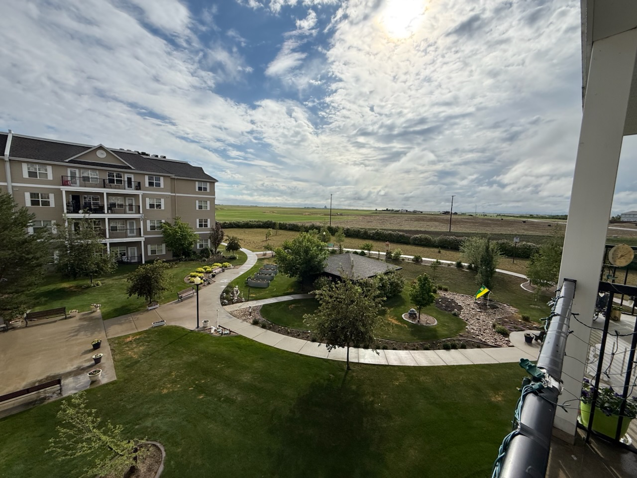 #324, 60 Stevenson Crescent – L202635