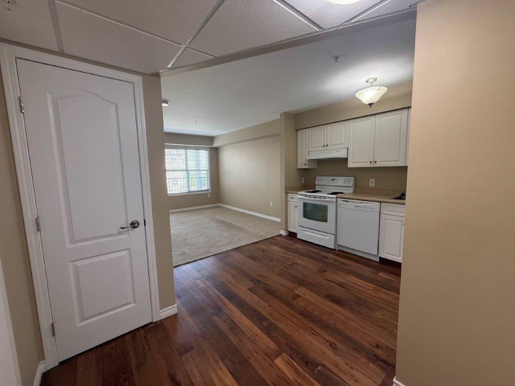 #324, 60 Stevenson Crescent – L202635