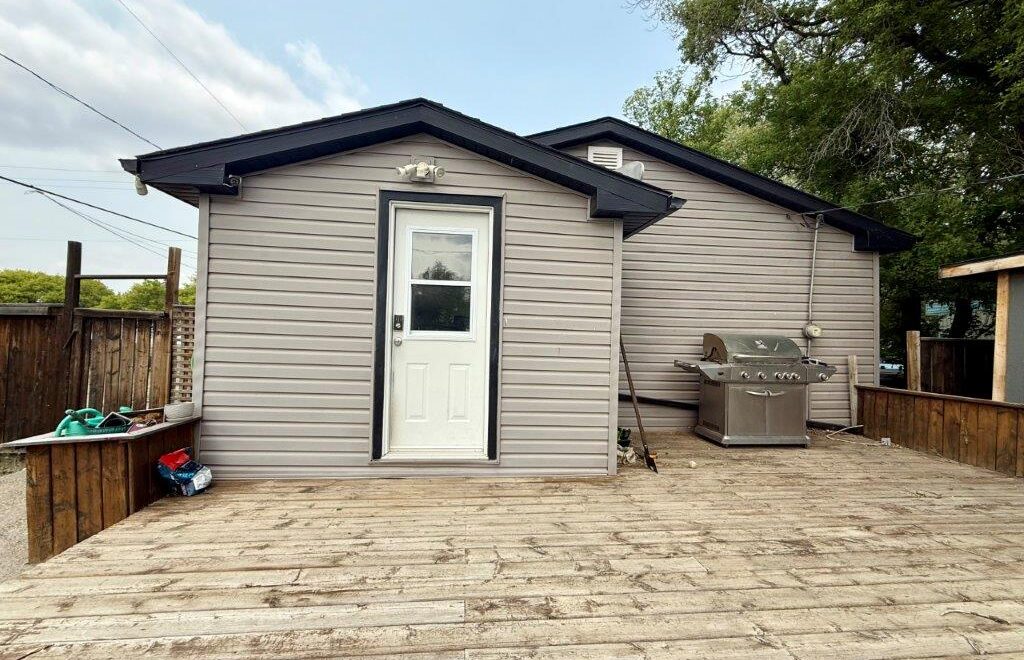 #101 2nd Ave East, Coleville – L202540