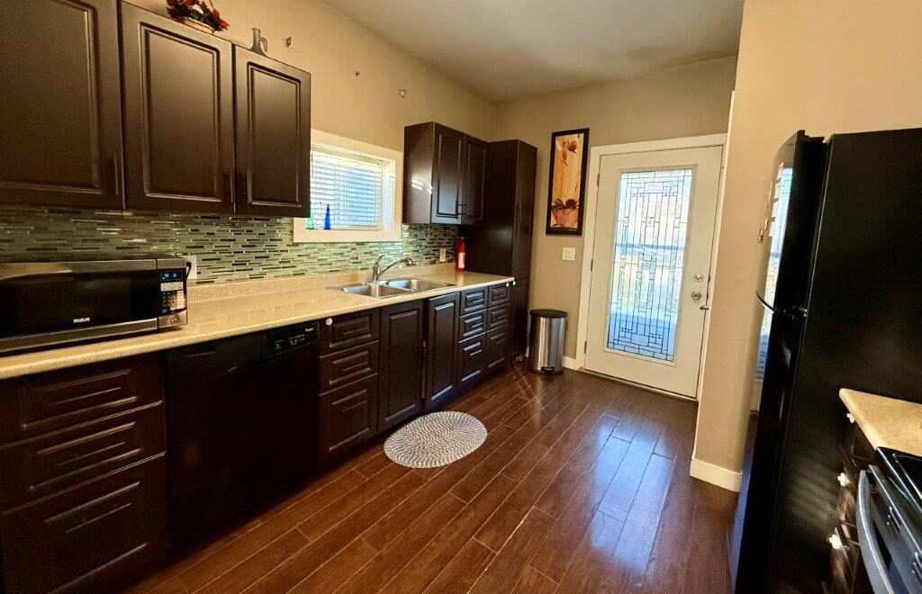 106 7th Street West – L202579