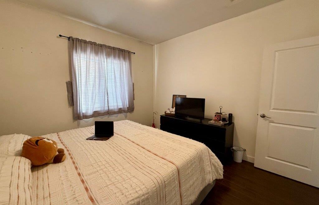 106 7th Street West – L202579