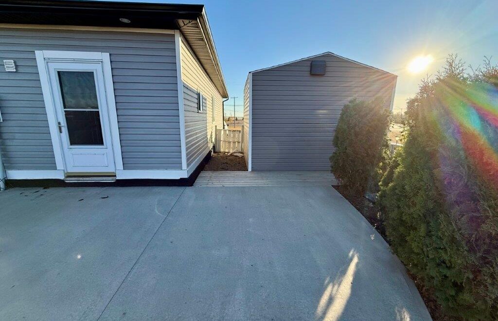 106 7th Street West – L202579