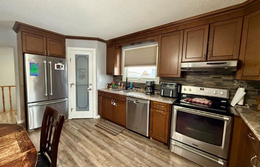 #30 West Road, Kindersley – L202602