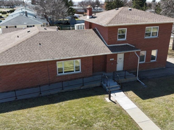 #300/302 8th Avenue West, Kindersley -L202625