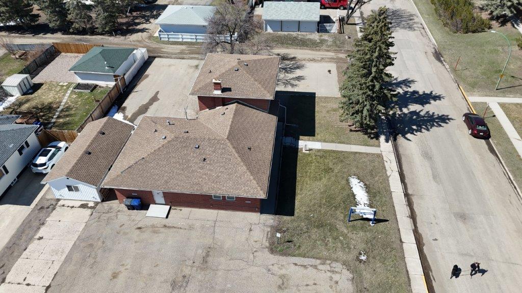 #300/302 8th Avenue West, Kindersley -L202625