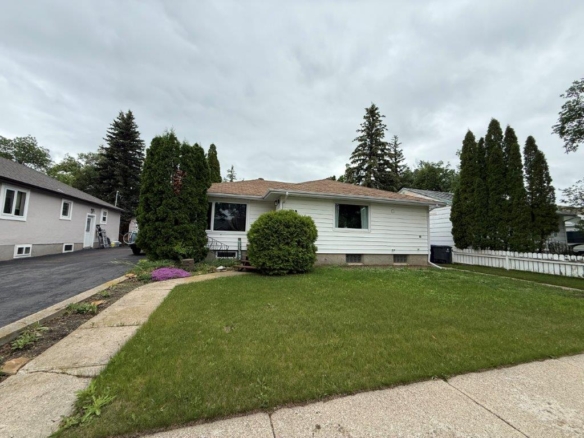 #212 7th Ave West, Kindersley – L202637