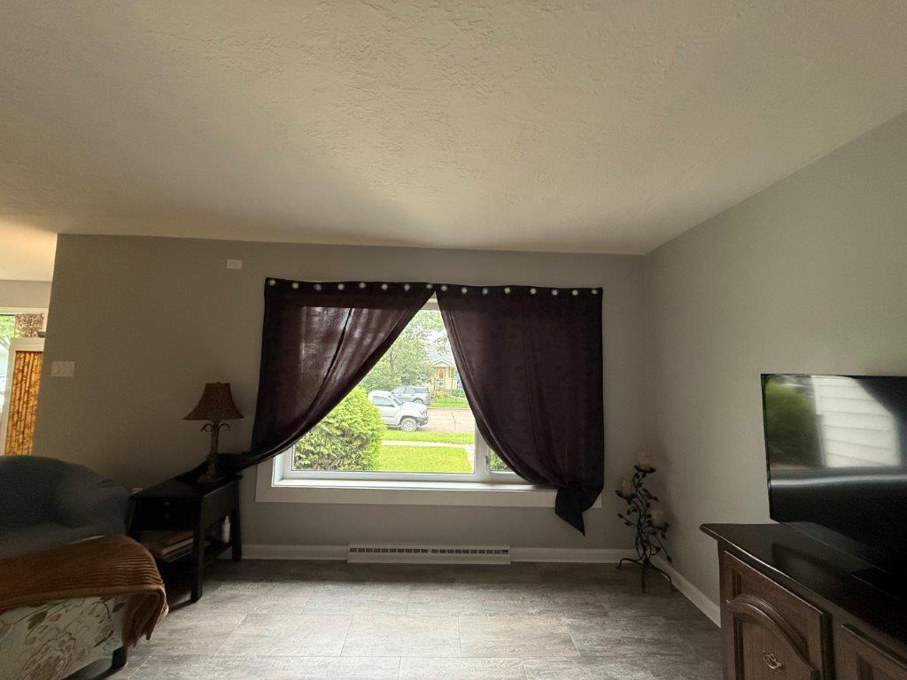 IMG_8971 #212 7th Ave West, Kindersley – L202637