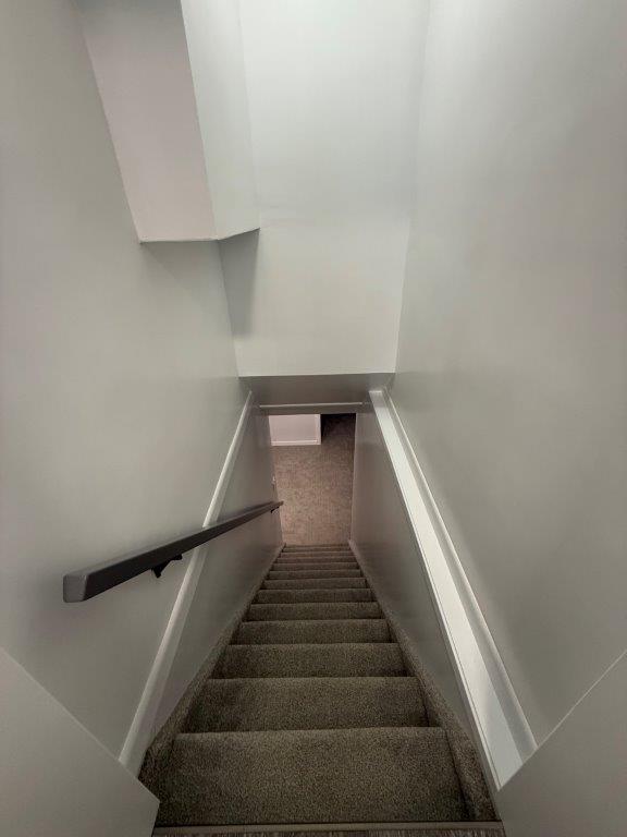576
