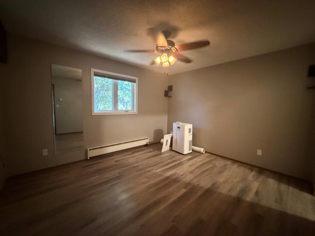 IMG_9956 #216 3rd Avenue East, Eatonia – L202636