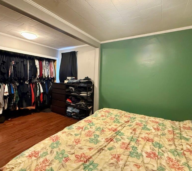 780