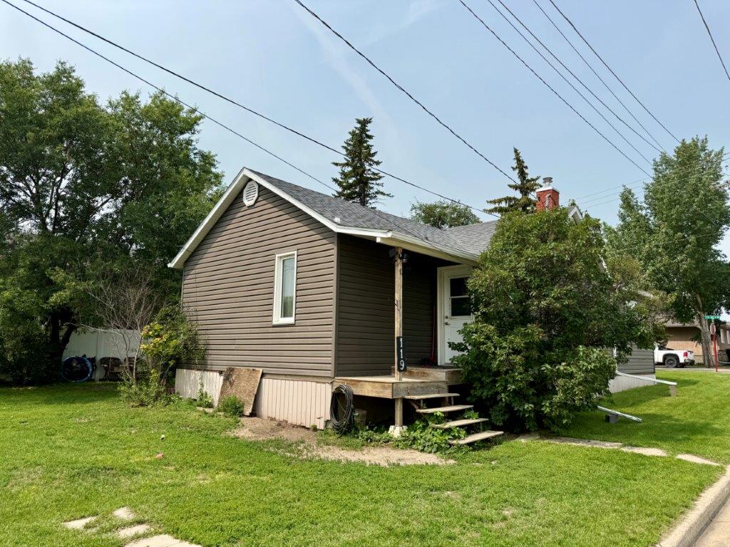 #119 7th Ave East, Kindersley – L202639