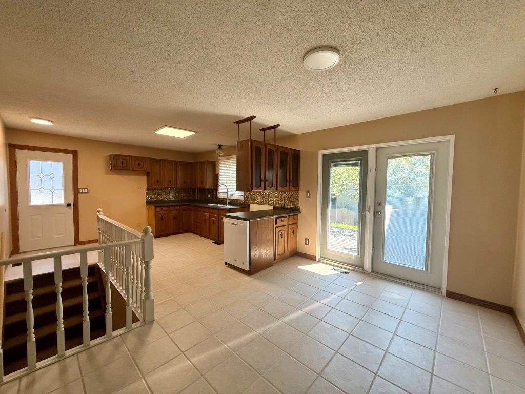 #305 2nd Ave East, Kindersley – L202642