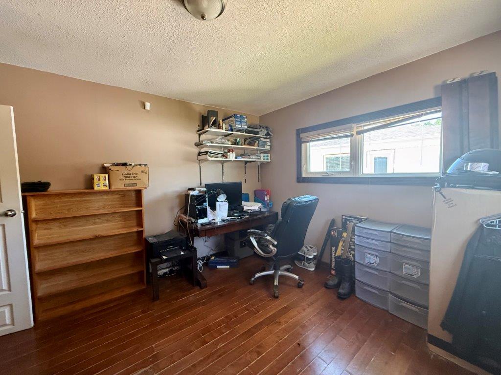 #12 6th Street Crescent, Kindersley – L202643
