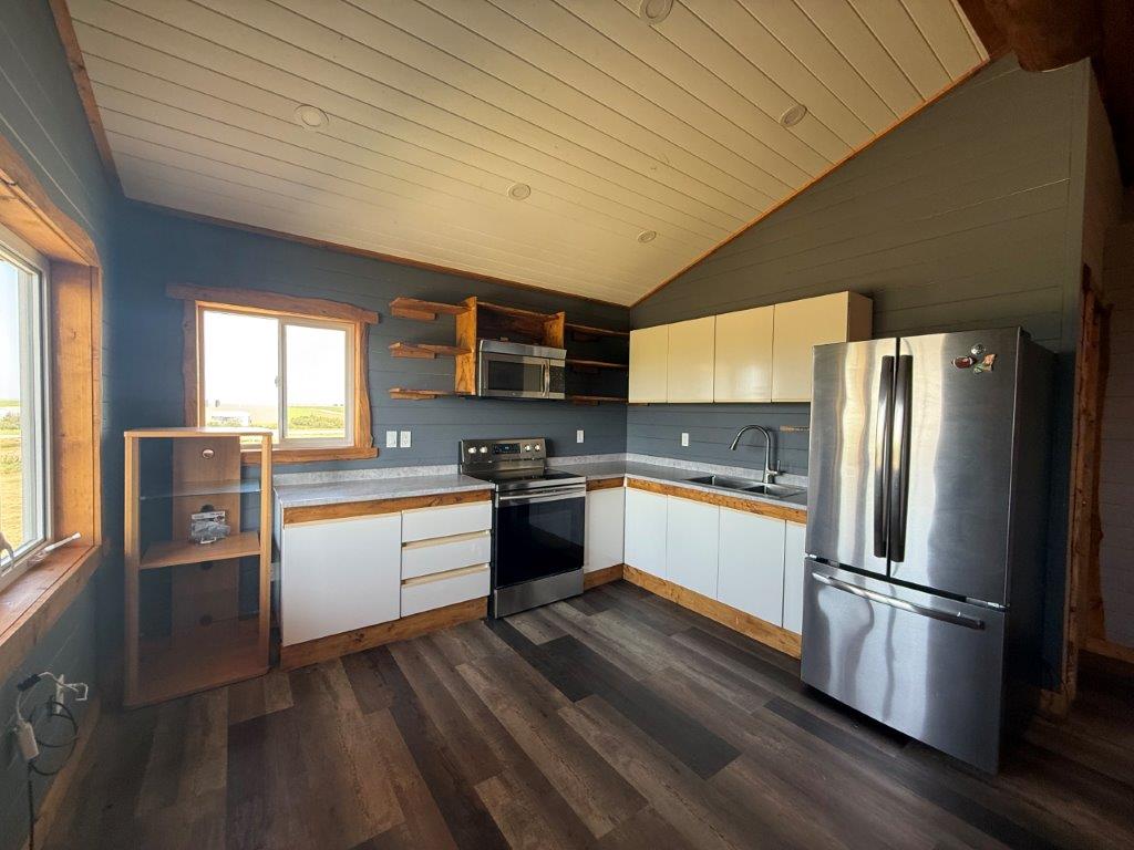 IMG_9499 Acreage in RM of Kindersley SE 13-28-24 W3rd – L202648