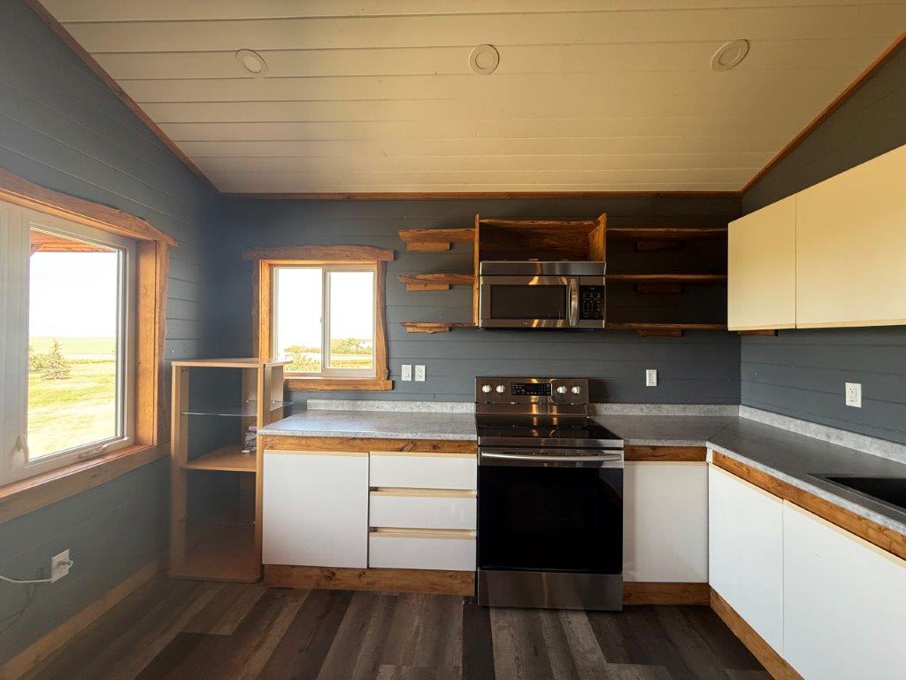 IMG_9501 Acreage in RM of Kindersley SE 13-28-24 W3rd – L202648