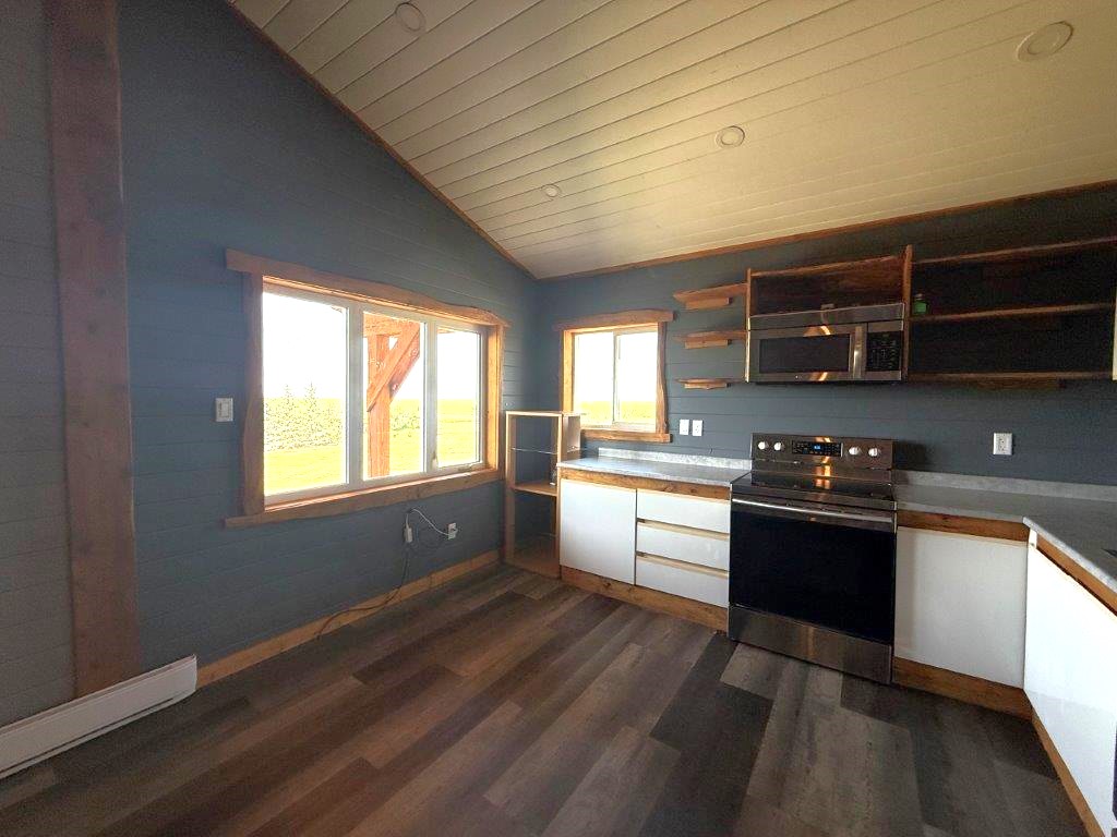 IMG_9502 Acreage in RM of Kindersley SE 13-28-24 W3rd – L202648