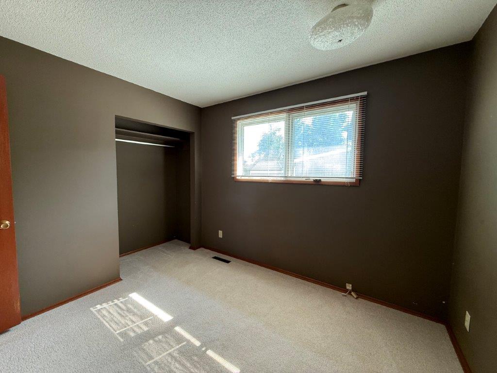 119 4th Ave. East -L202645