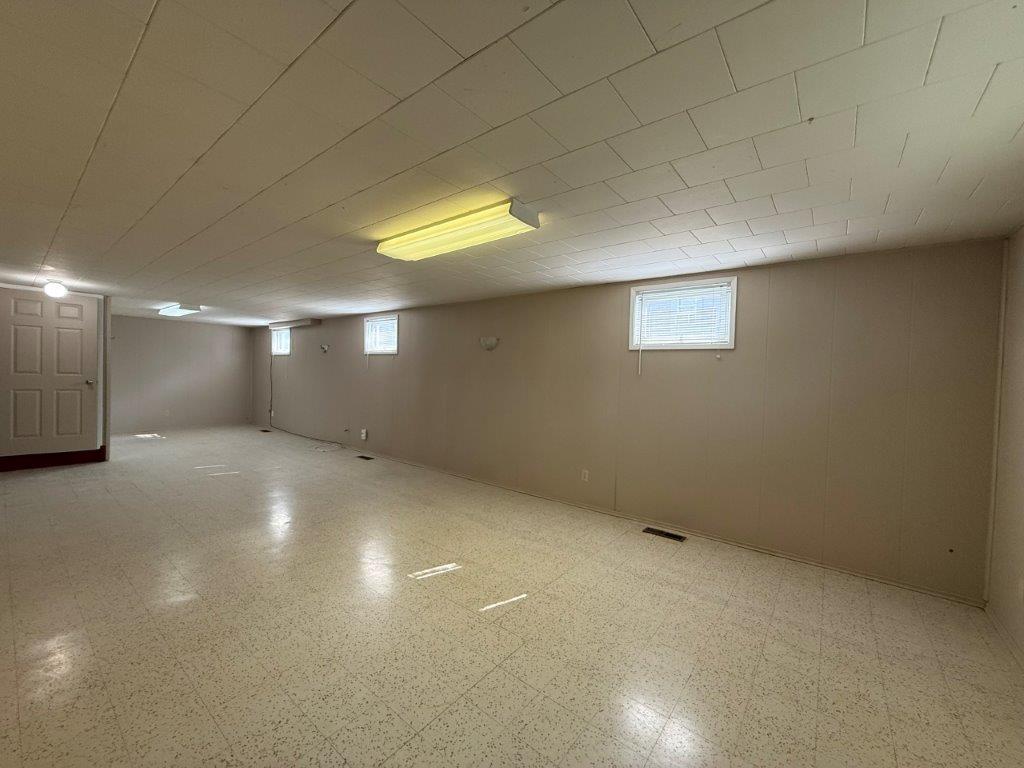 119 4th Ave. East -L202645