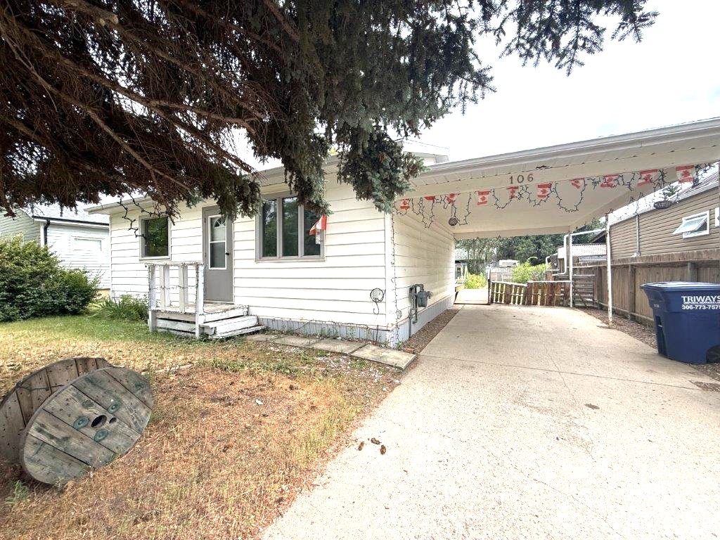 106 5th Ave. East-Eatonia -L202647
