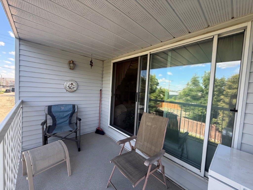 #8 118 4th Ave West – L202651