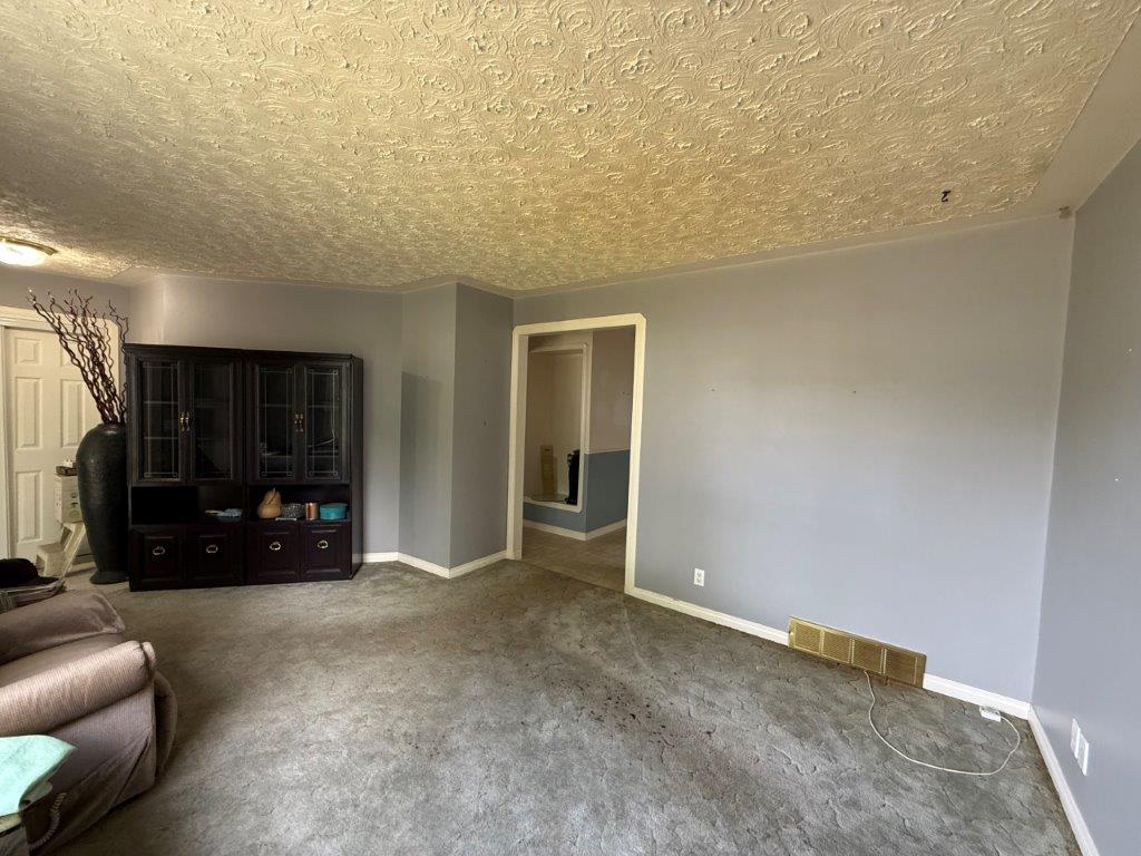IMG_9910 #221 1st Ave West, Kindersley – L2026