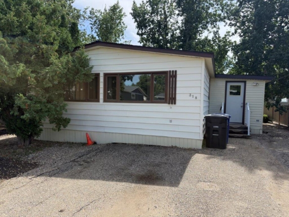 318 6th Ave. SW, Eston- L202656