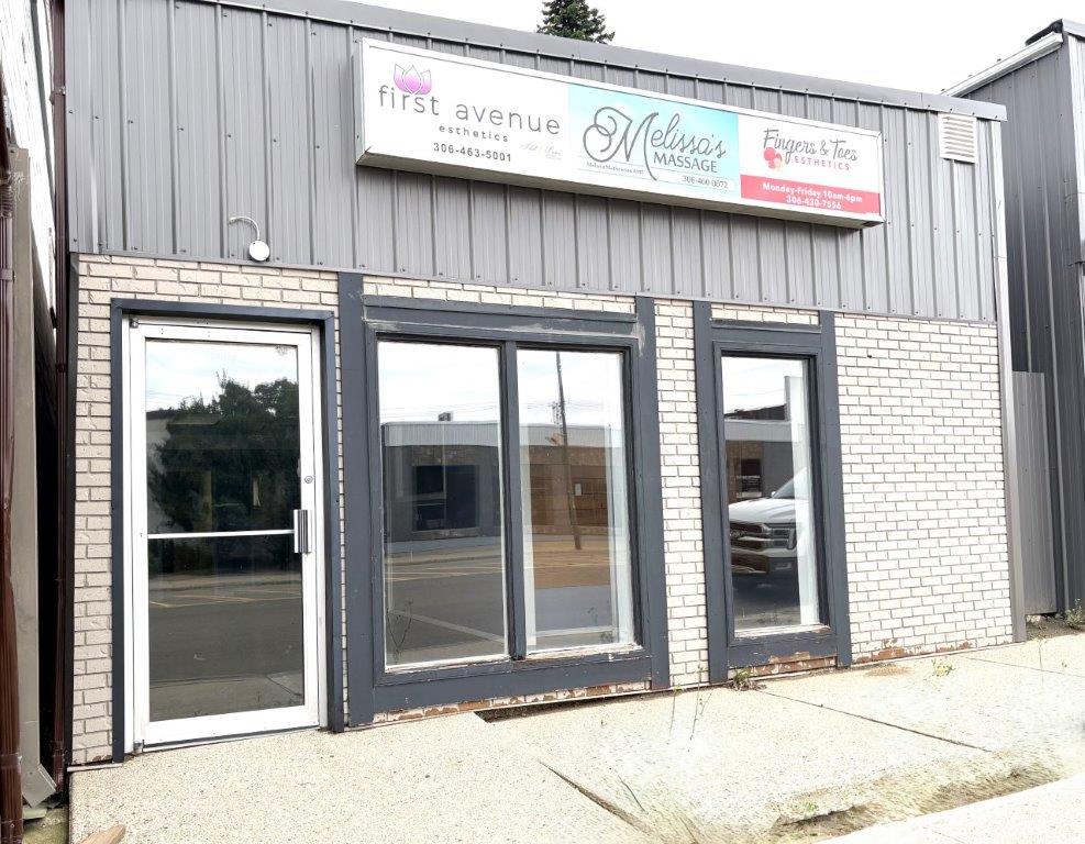1 BUILDING FOR LEASE-509 Main Street, Kindersley -L202658