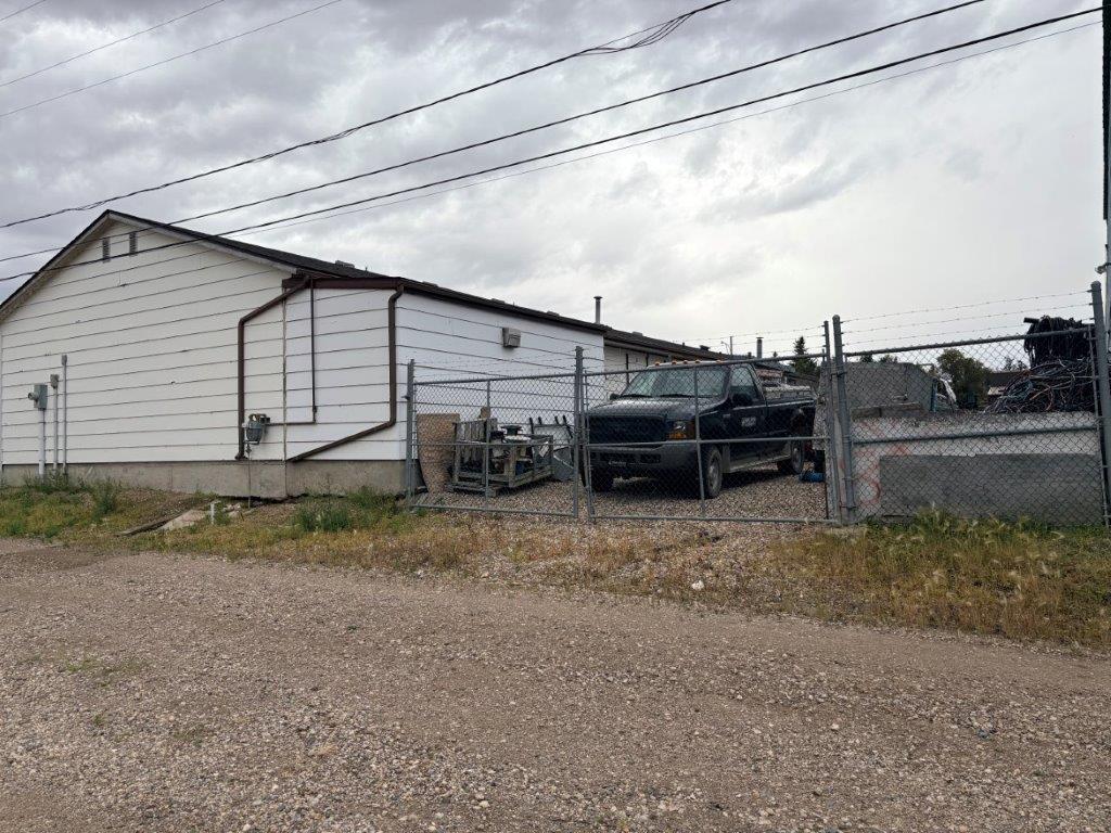 Well- Established Electrical Business FOR SALE- Tarnes Electric Ltd. 110 9th St. East + 809 9th St. SW, Kindersley- L202660